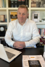 Rob Hann IMG E5248 002 146x219