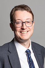 Simon Clarke 146x219