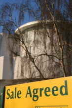 Property sale 827489 s 146x219